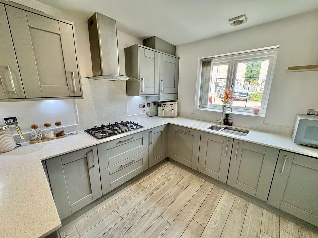 House in Halifax - View 4