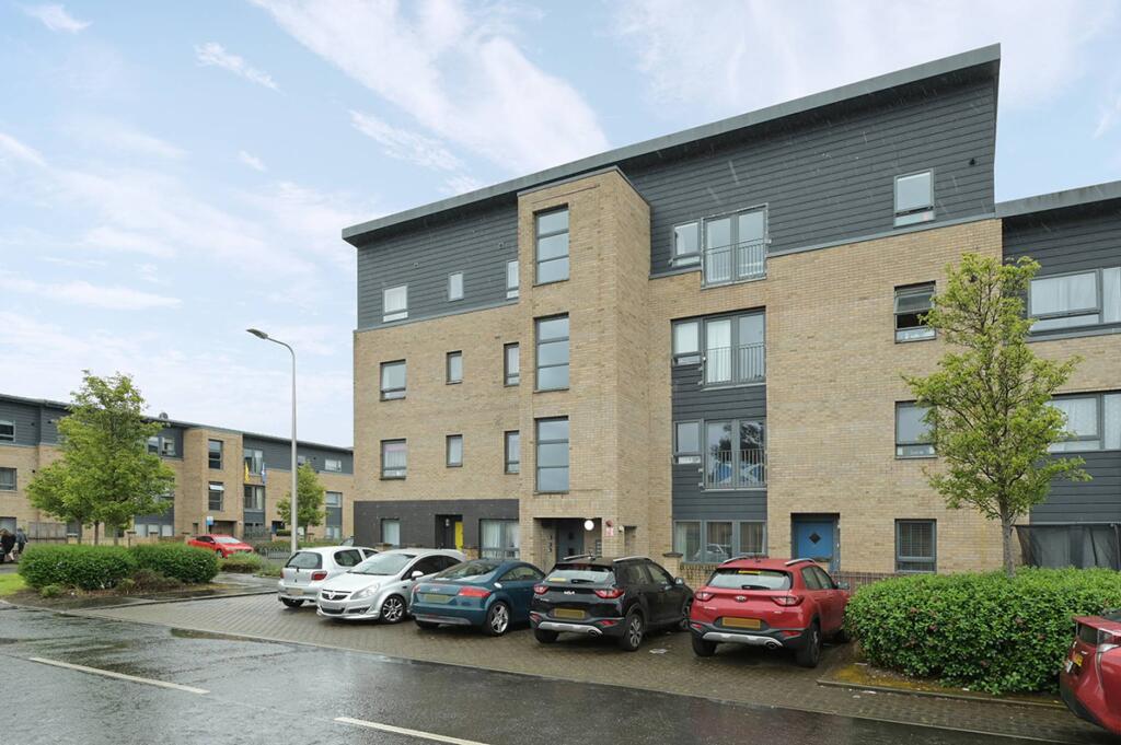 2-bed flat on 5C West Pilton Terrace, Pilton, Edinburgh, EH4 4GY, £49,950