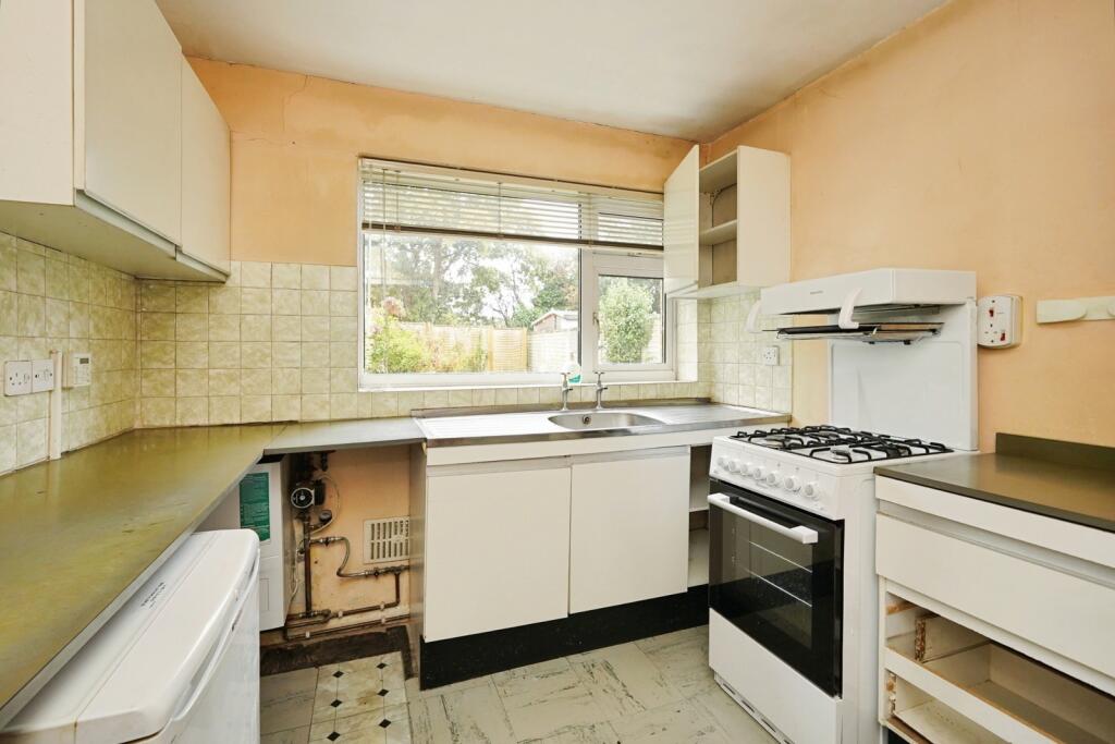 House in Folkestone, Lynwood - View 3
