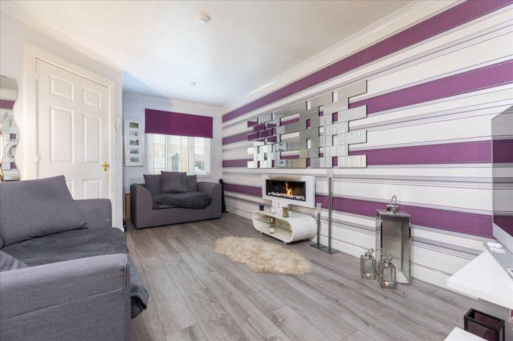 Redwood Crescent, Cambuslang, Glasgow photo 4