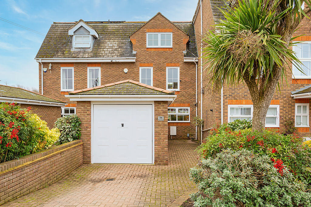Main image of property: Kings Drive, Thames Ditton, KT7
