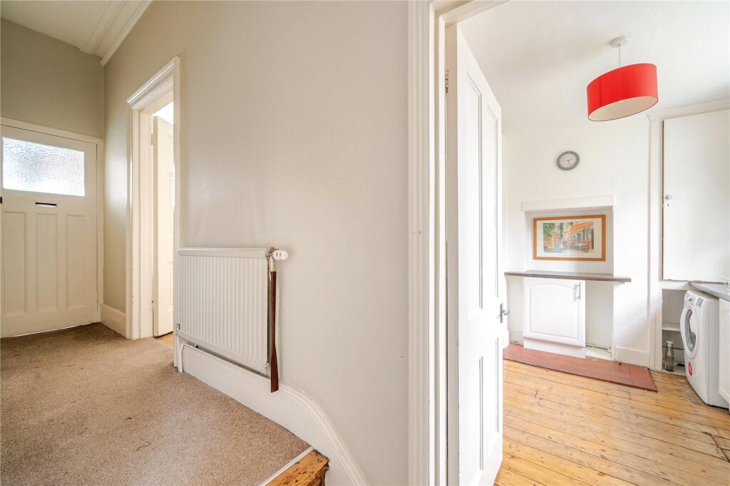 Hatherley Gardens, London, N8 photo 3