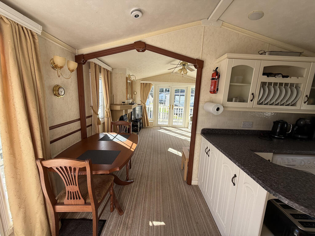 Manor Park Holiday Park, Manor Road, Hunstanton, Norfolk - View 5