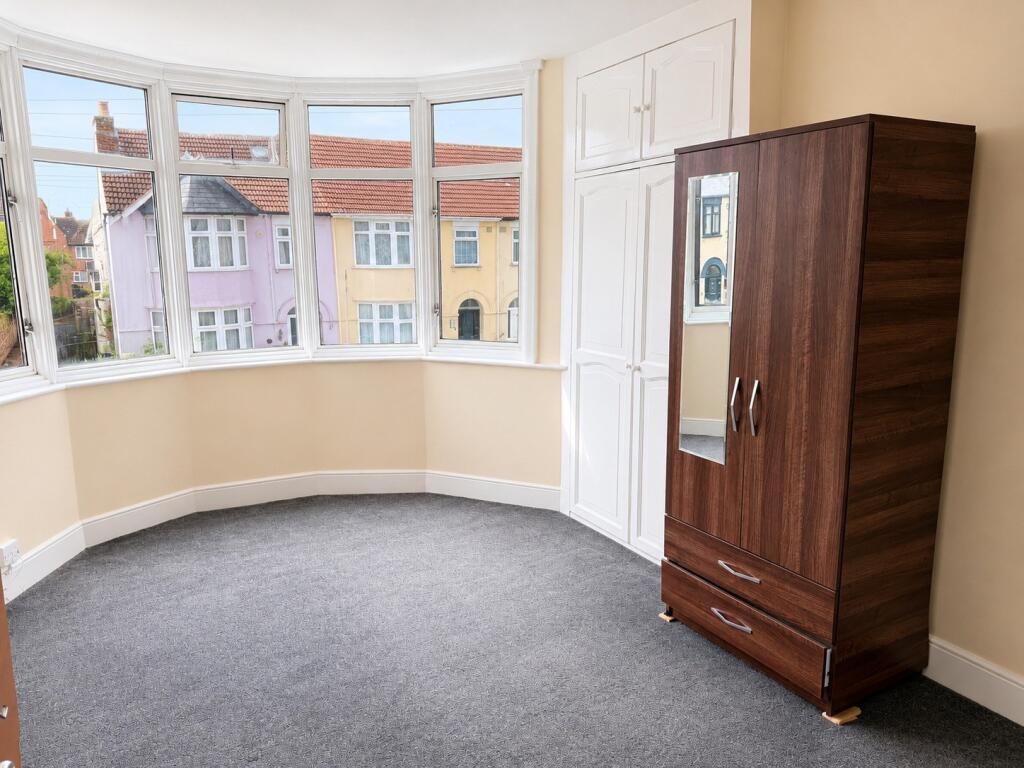 House in Ilford - View 3