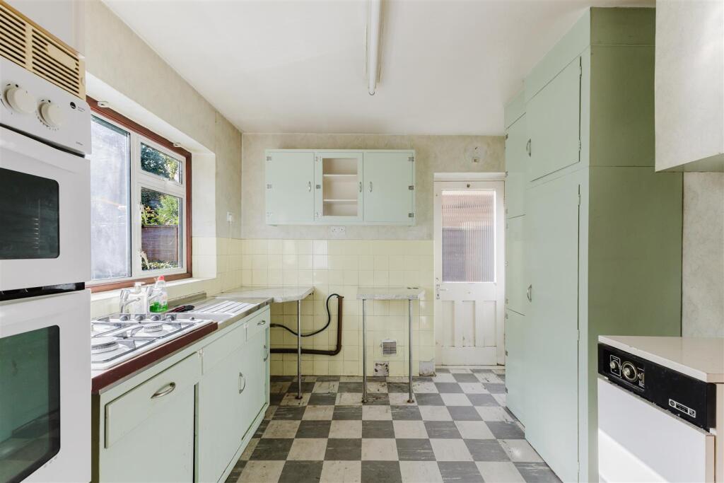 House in Southall - View 4