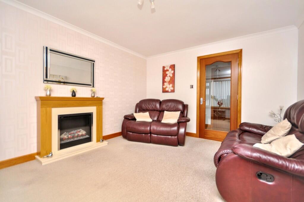 23 Torcy Drive, Girvan, Ayrshire, KA26 0EU photo 4