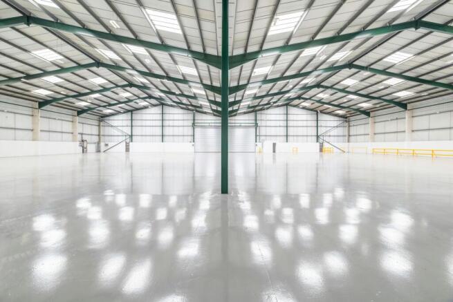 Unit C Laporte Way - Luton-137.jpg