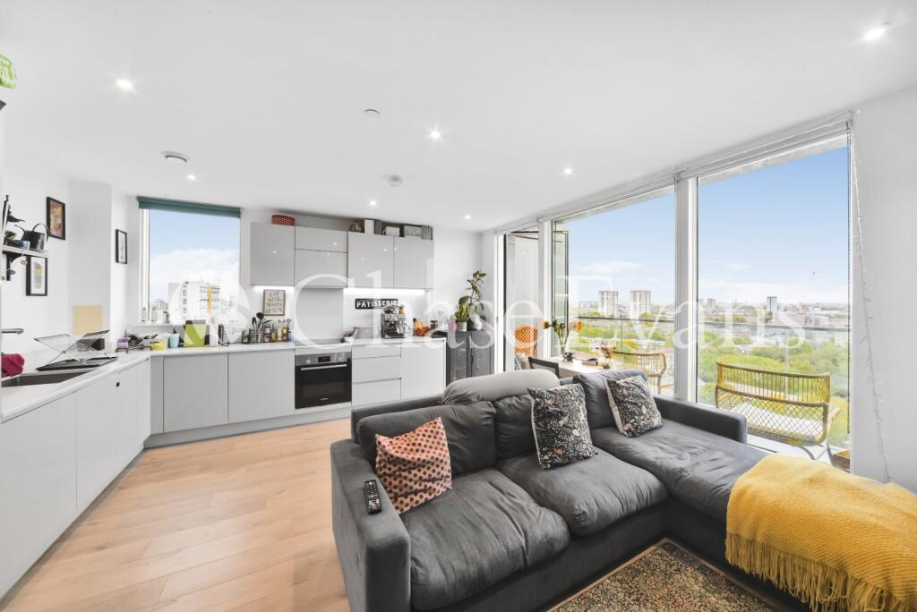 Apartment in London - View 3