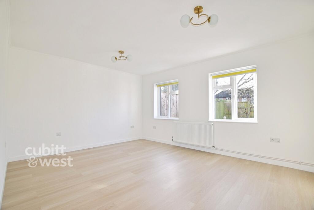 House in Redhill - More