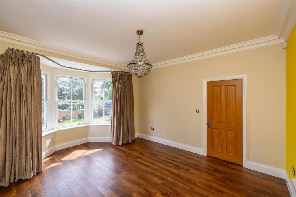 House in Leeds, Cross Gates - View 4