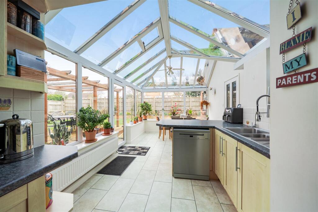 House in Fareham, Hampshire - View 5