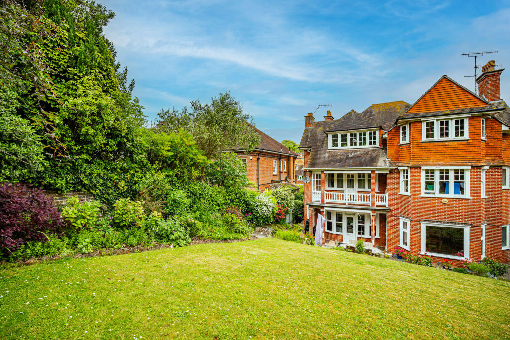 Edensor Road, Meads, Eastbourne photo 2