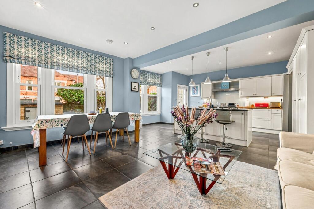House in London, Balham - View 4