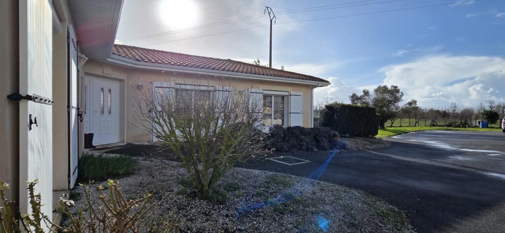 Main image of property: 17120 meursac