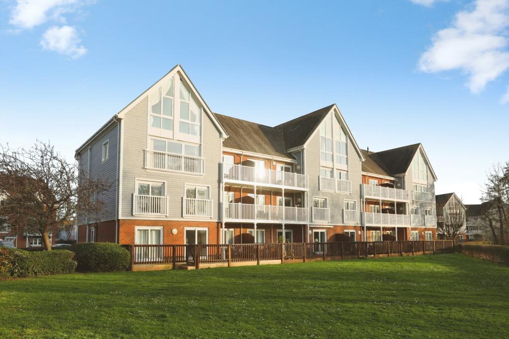 Main image of property: The Lakes, Larkfield, Aylesford, Kent, ME20