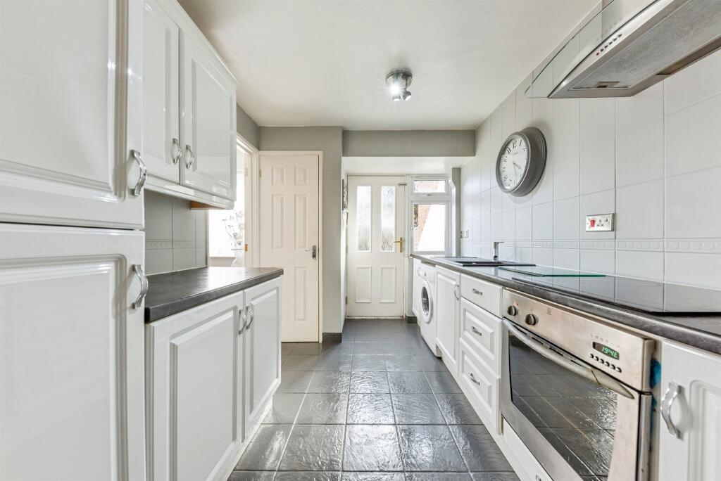 House in South Kesteven, Grantham - View 3