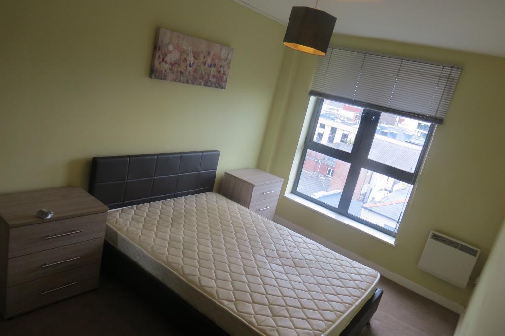 Apartment in Hull, Garrison Side, Old Town - More