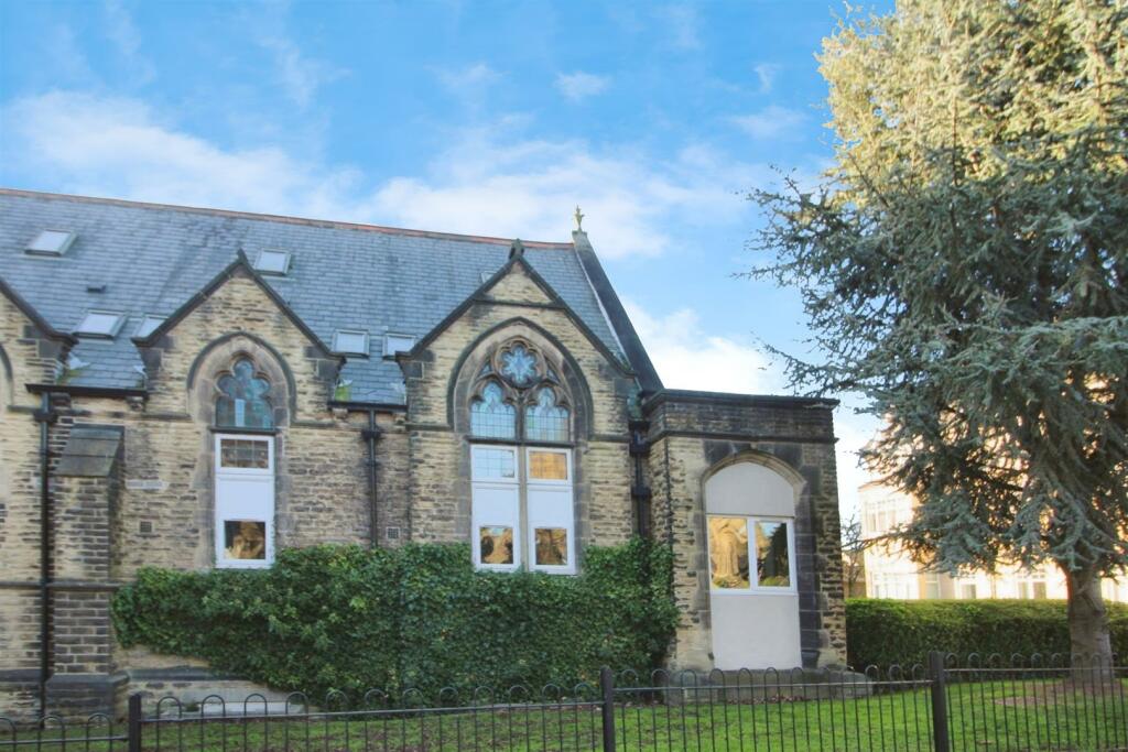 Additional image 24 of The Strone, Apperley Bridge, Bradford, BD10 0NZ