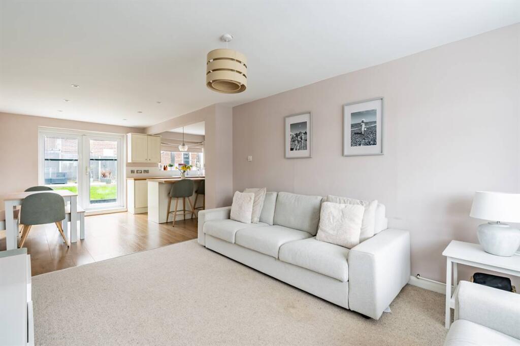 House in Whitstable, Mariner's View - View 2