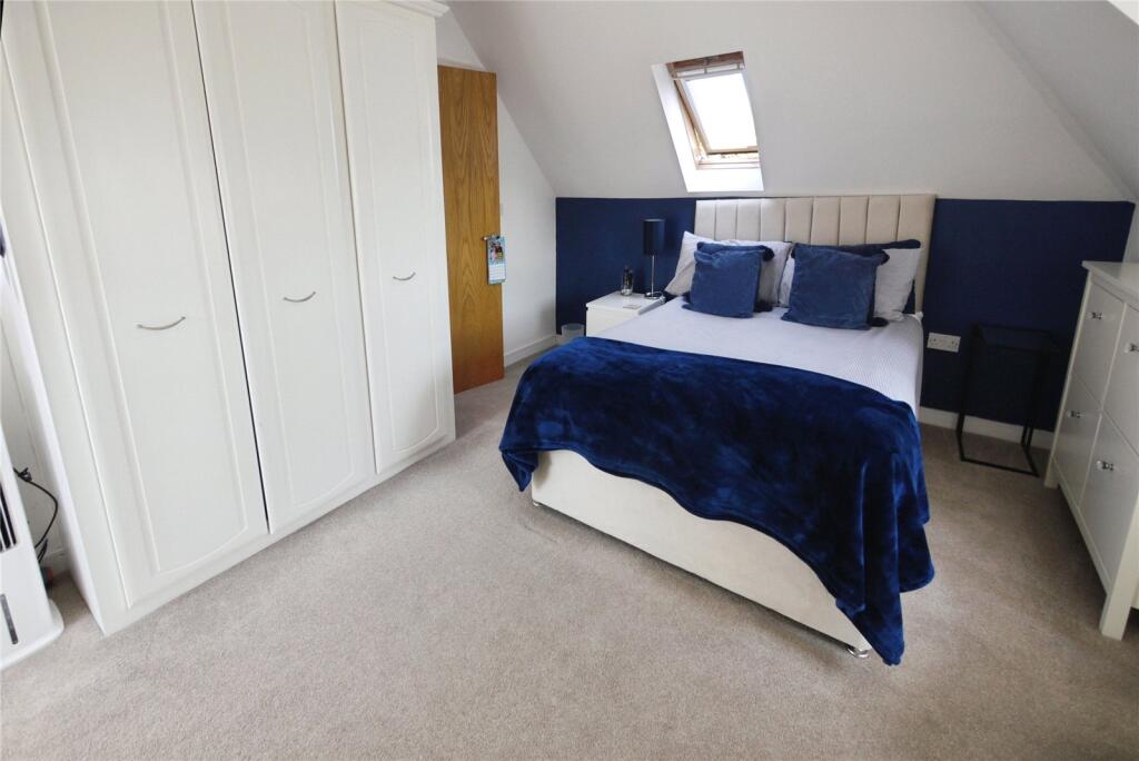 Apartment in Chelmsford - View 4