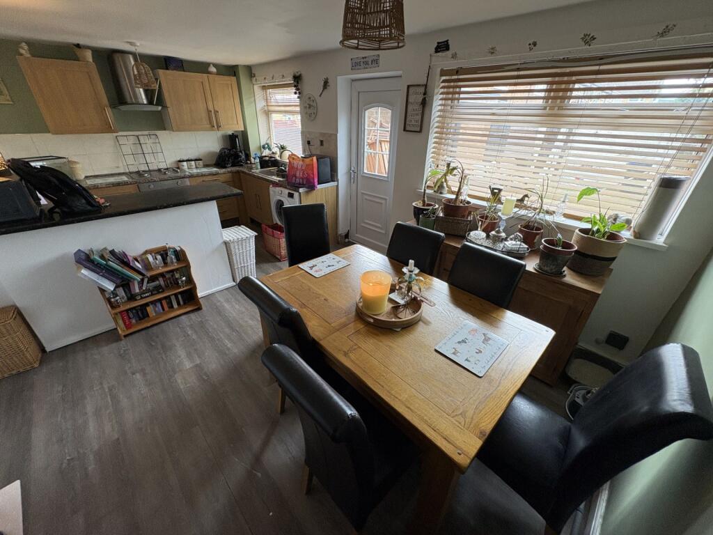 Midville Walk, Middlesbrough, TS3 0RA photo 4