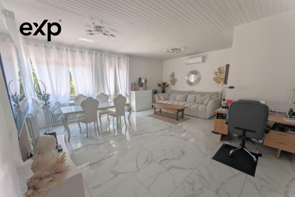 Main image of property: Languedoc-Roussillon, Hérault, Vias