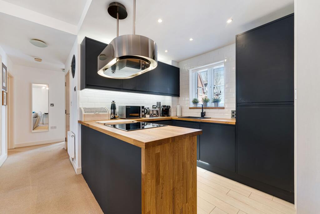 Apartment in Warrington - More