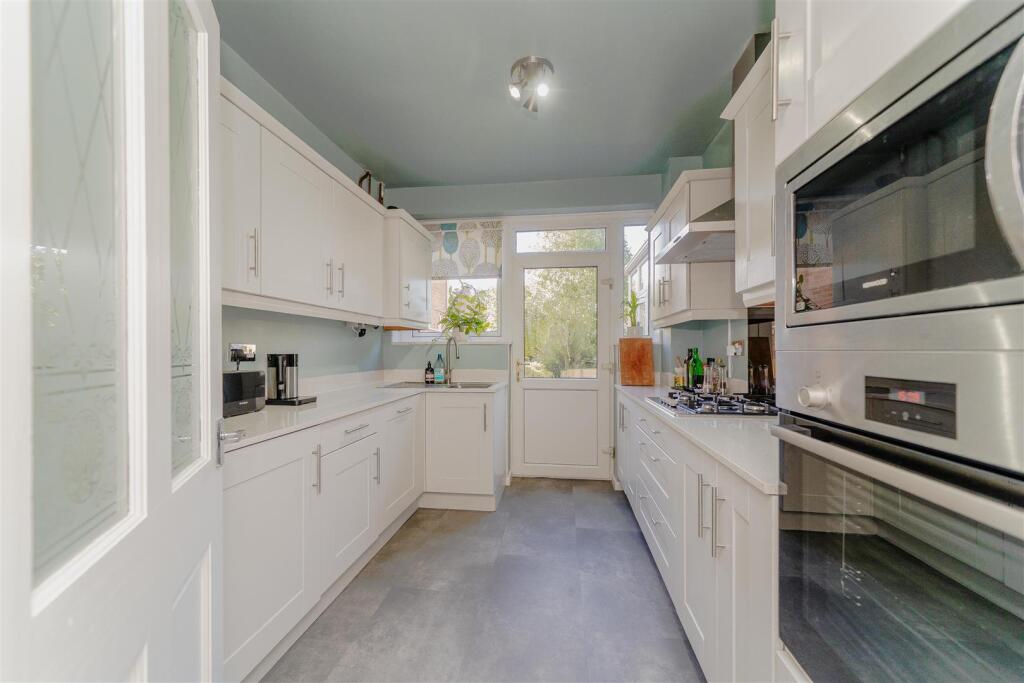 House in Birmingham, West Midlands - View 4