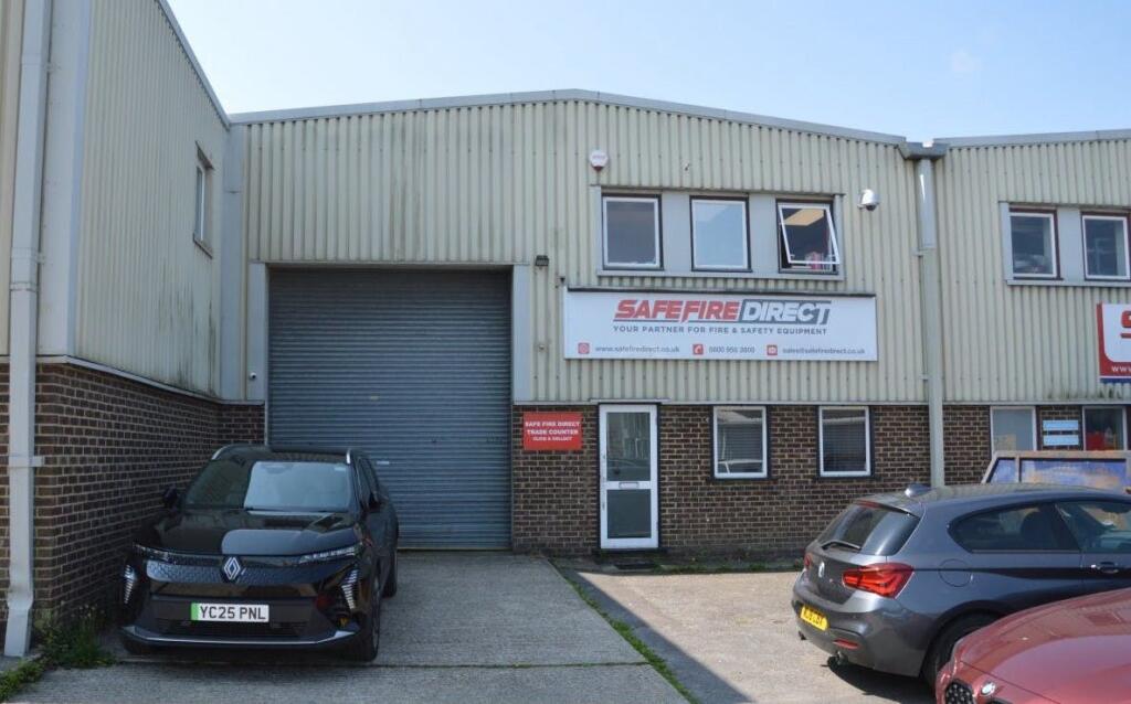 Main image of property: 31 Ormside, Redhill, RH1 2LW