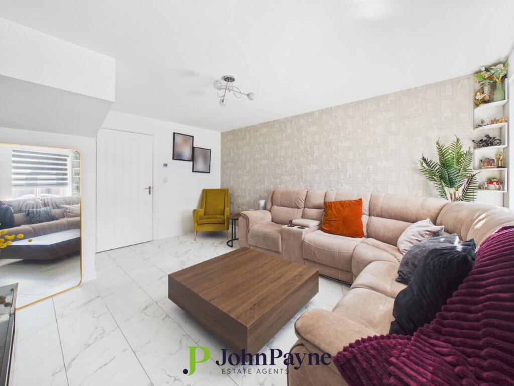 House in Coventry, Ernesford Grange - View 4