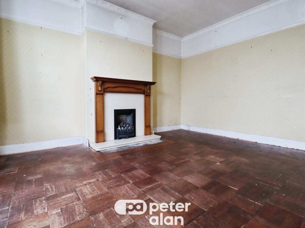 House in Cardiff, Heath - More