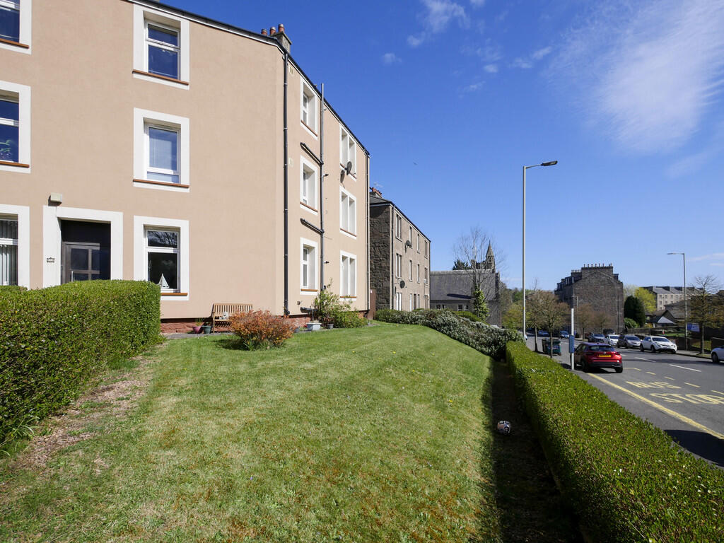 Apartment in Dundee, Ancrum, Lawside - View 2