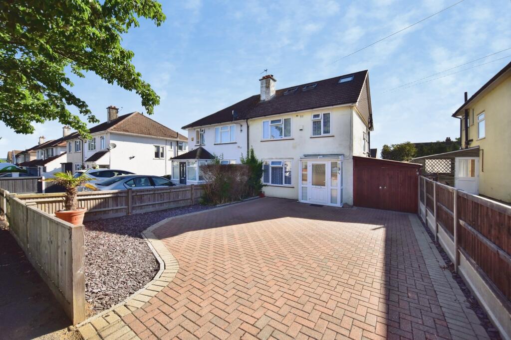 Main image of property: Lincoln Road, Maidstone, Kent, ME15