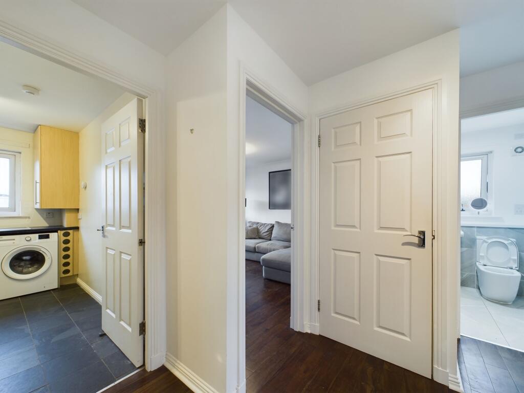 Apartment in Glasgow - View 2