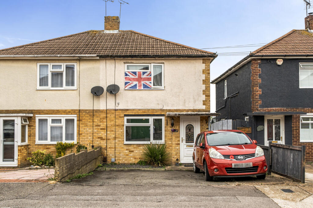Main image of property: Crestway, Wayfield, Chatham