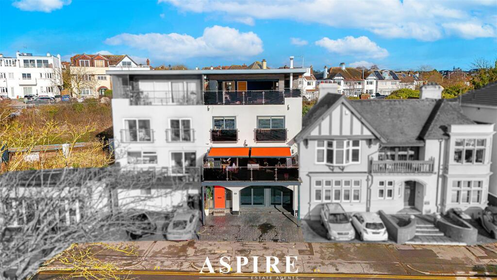 House in Southend-on-Sea - View 3