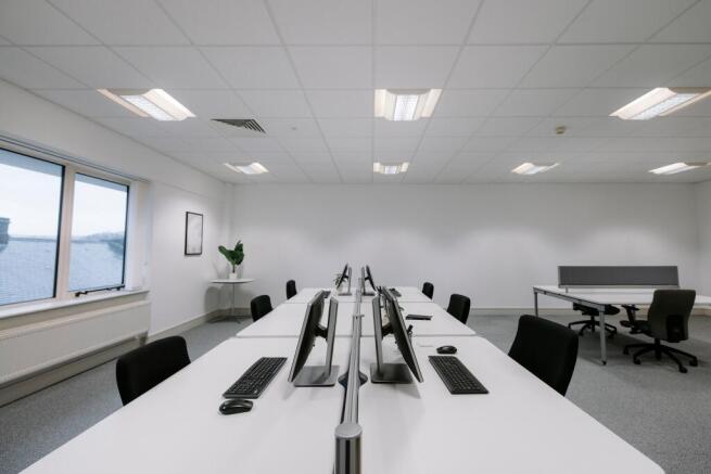 800 sq.ft. office