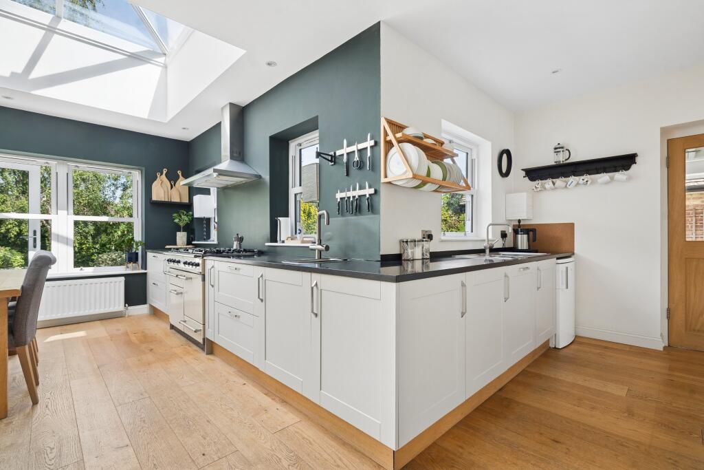 House in Hemel Hempstead, Chesham Bois - View 4