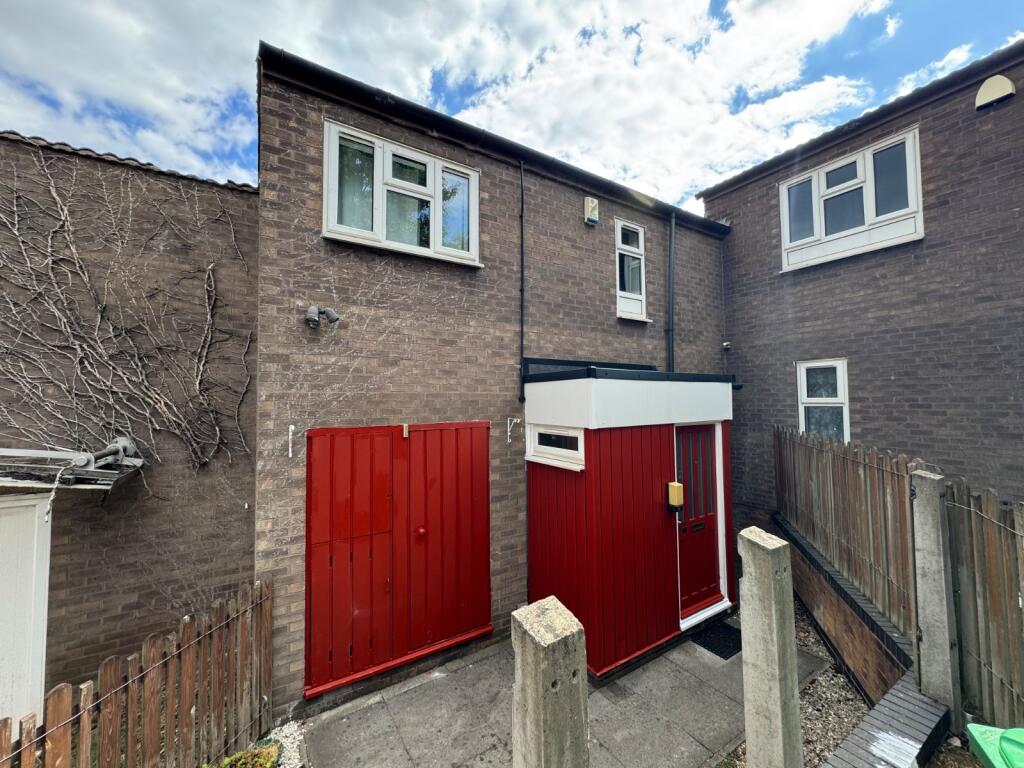 House in Nottingham - View 2