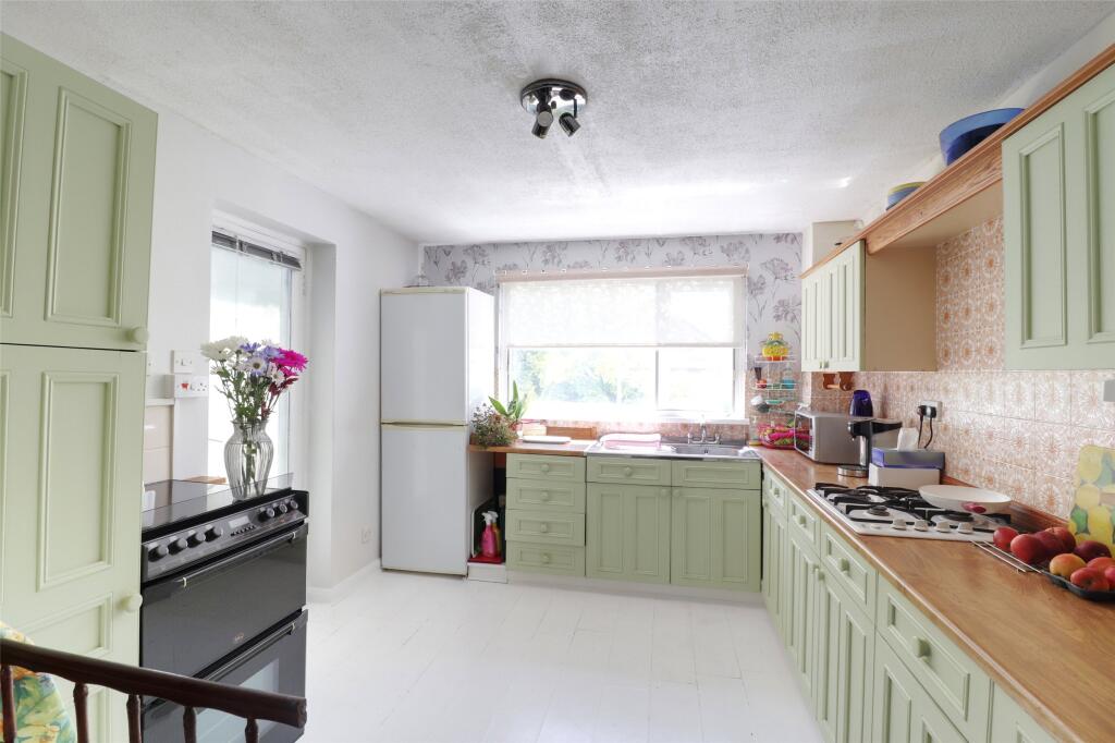 34, Marlborough Road photo 4