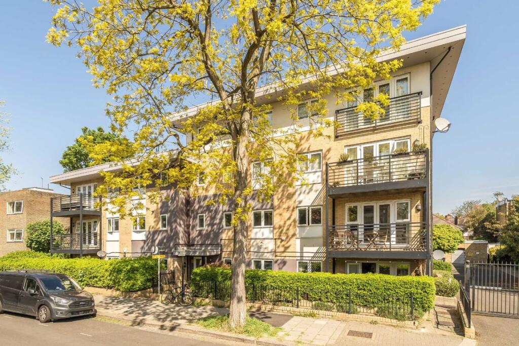 Main image of property: Rodenhurst Road, Clapham