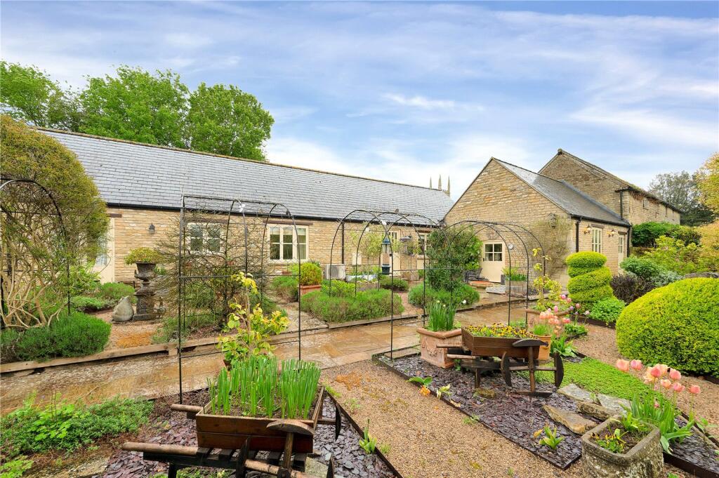 Main image of property: Pinfold Cottage, Collyweston