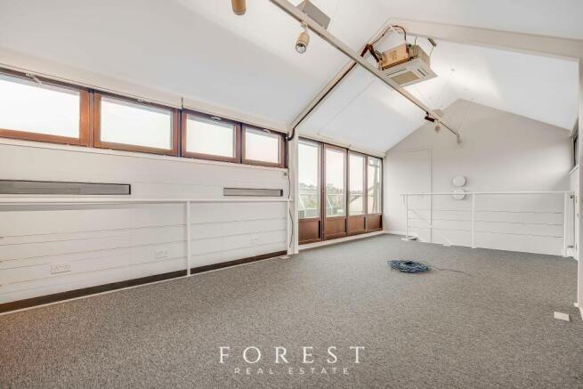 Forest_Real_Estate-_8_Iron_Bridge_House-7.jpg