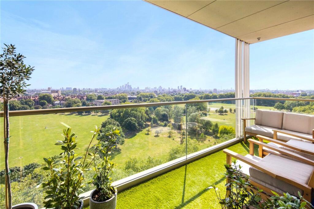 Apartment in London - View 5