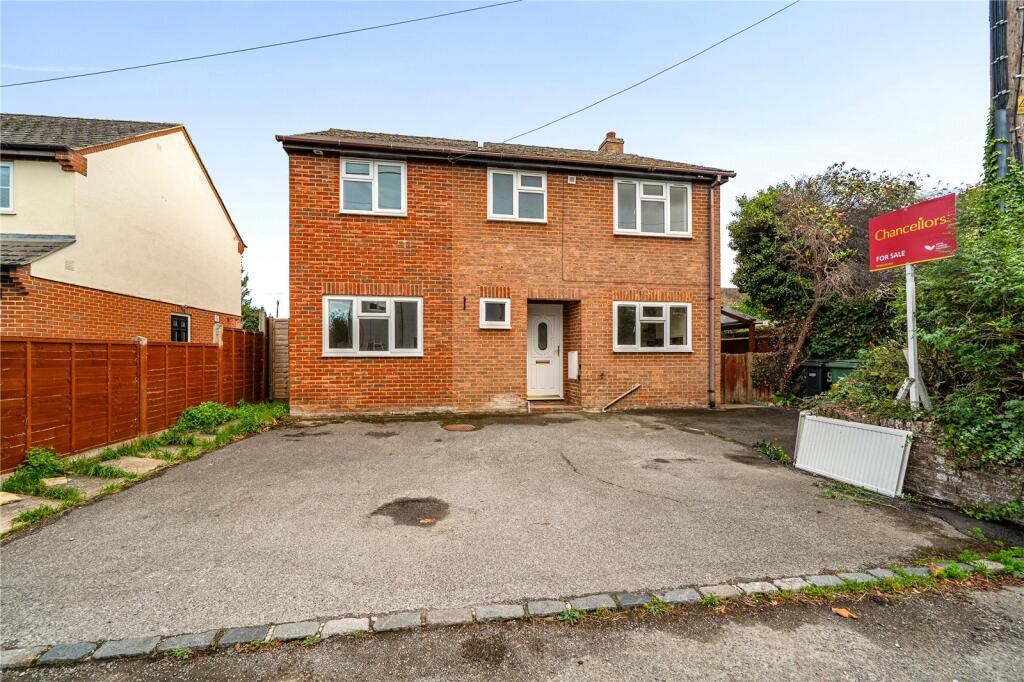 Main image of property: Bourne Street, Didcot, Oxfordshire, OX11