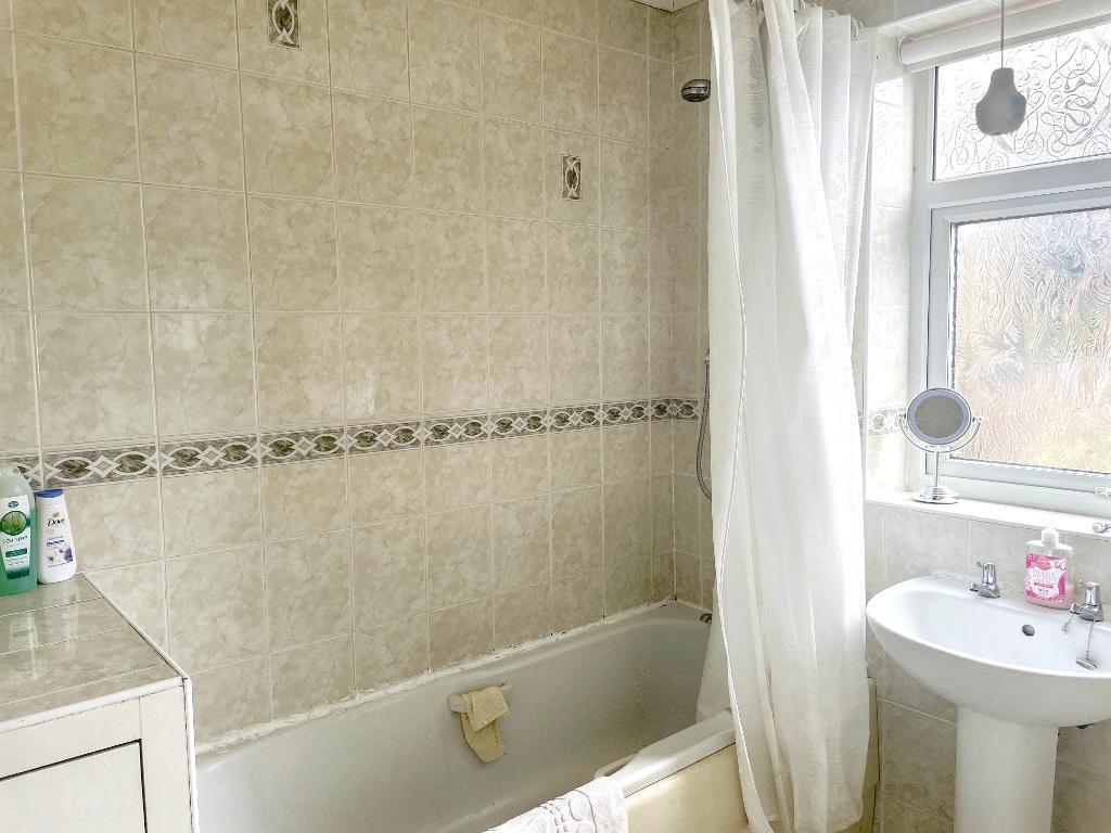 House in Hull, Kingston upon Hull - More