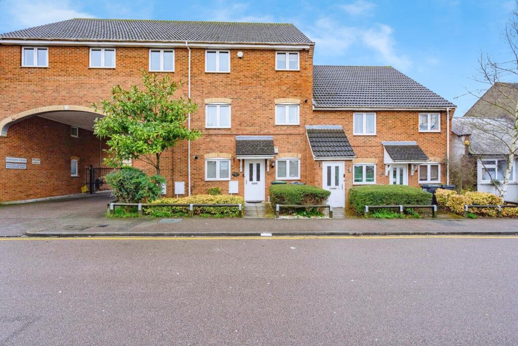 Main image of property: Sarum Road, Luton, Bedfordshire, LU3