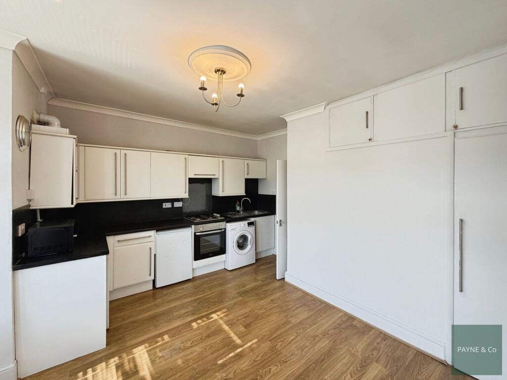 Main image of property: Kensington Gardens, Ilford, IG1