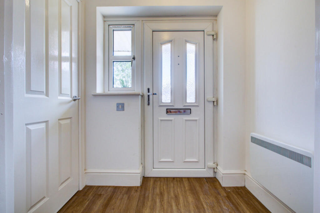 Apartment in Rochford, Rayleigh - More