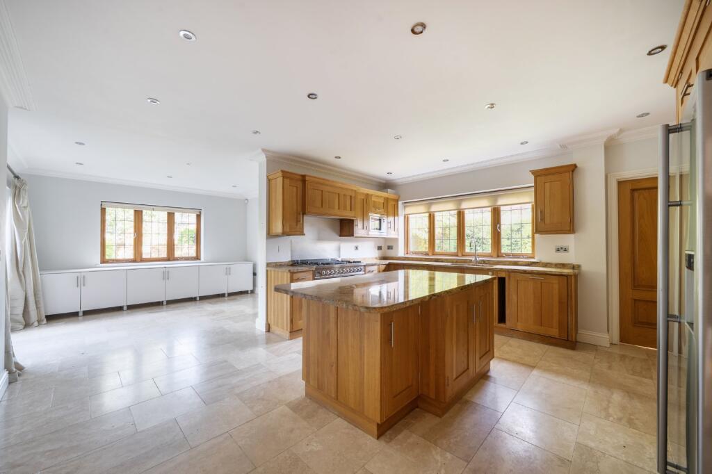 House in Sevenoaks - View 3